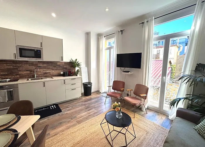 Appartement 2 Pieces Hyper Centre Nice Proche Plage
