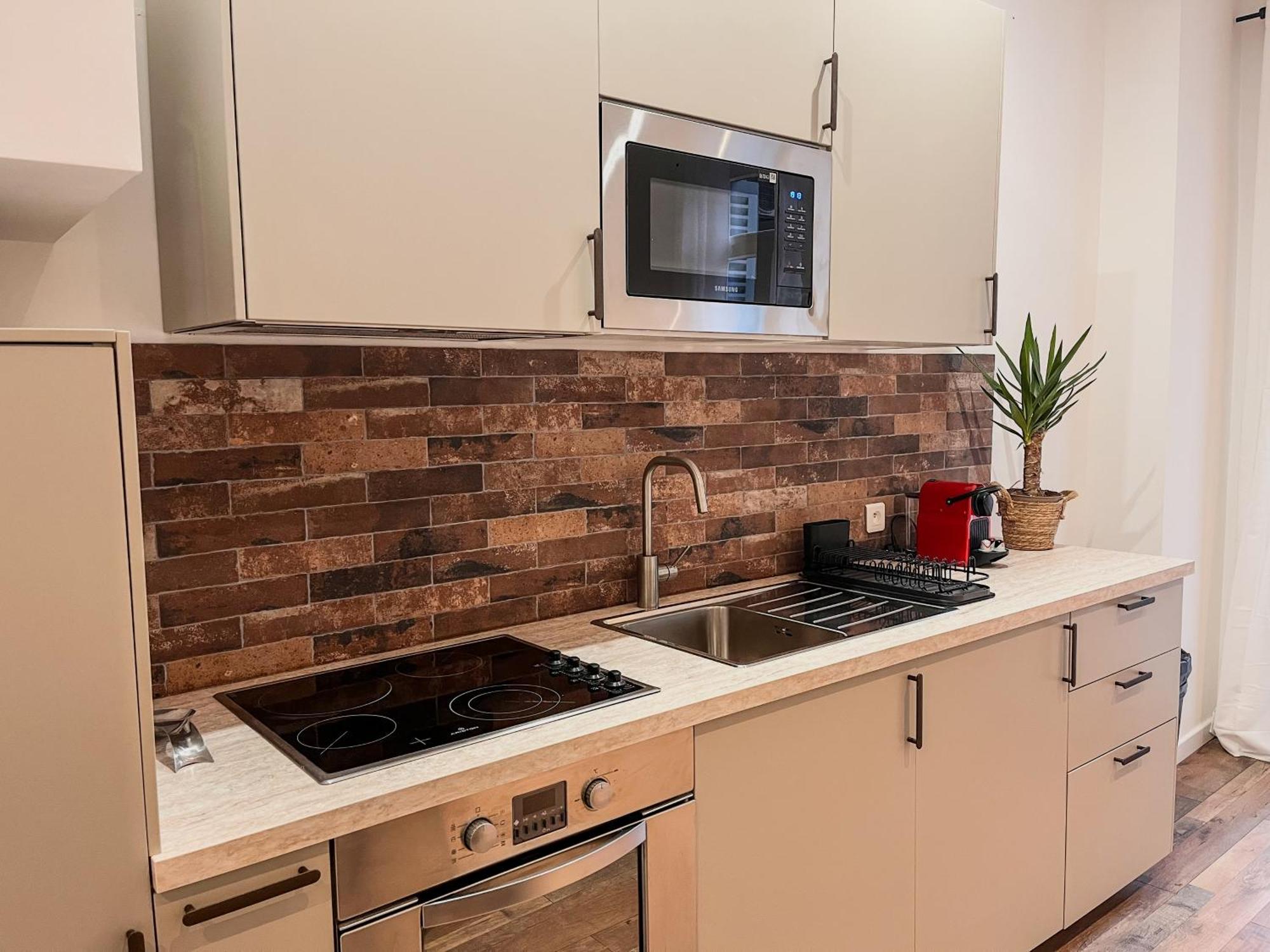 Apartment 2 Pieces Hyper Centre Proche